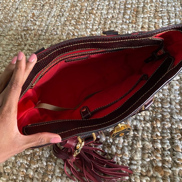 Authentic Dooney & Bourke. Perfect condition, classic style, rare finish ♥️ - Picture 6 of 13